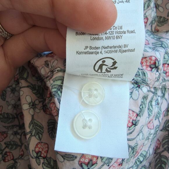 Boden Strawberry Print Multicolor Button Front Long Sleeve Blouse sz 10P Preppy - Picture 6 of 8